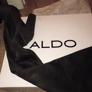 ALDO knee high heel boots👠